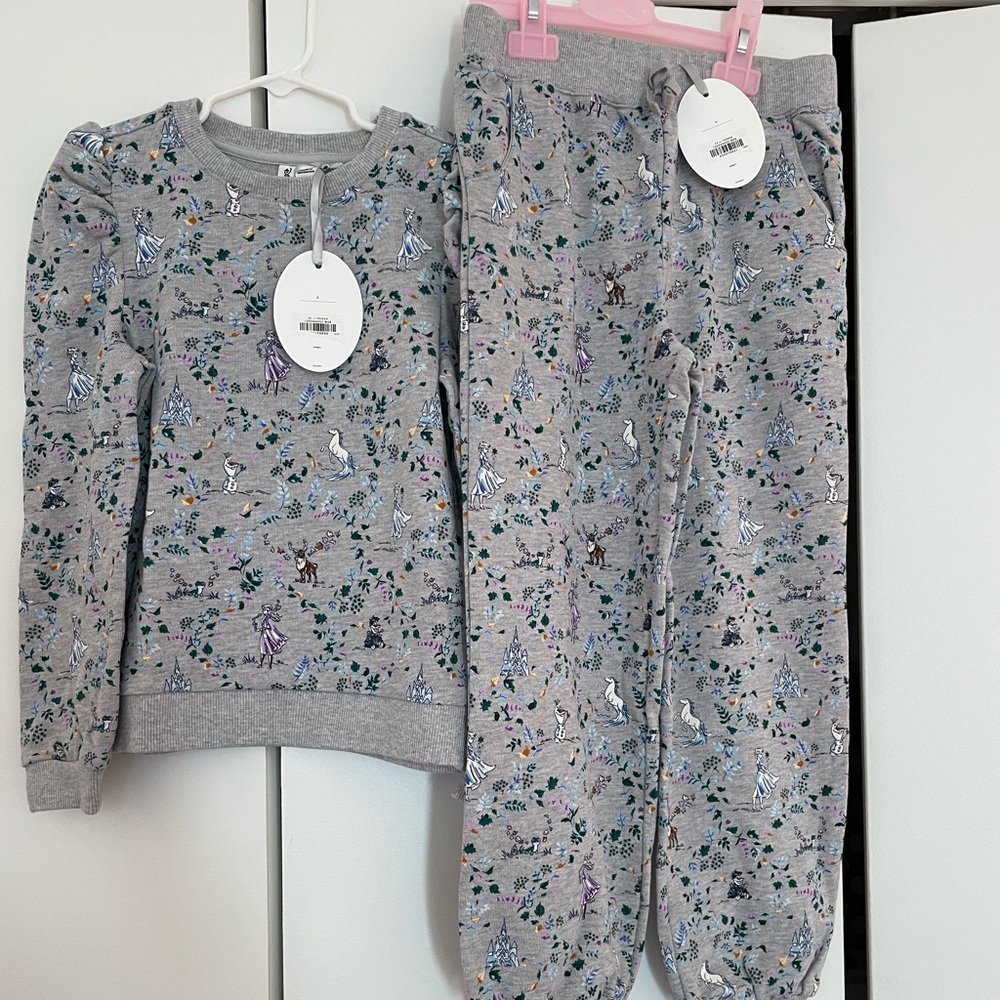 Disney Janie and Jack top and pants